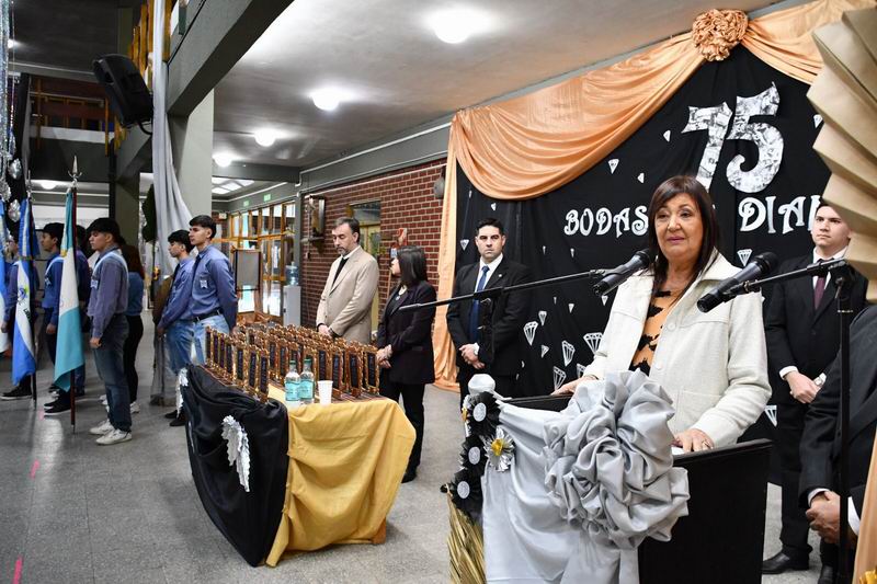 Con más de mil alumnos la Escuela Técnica celebró 75 años de logros