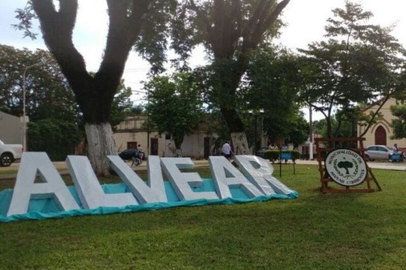 Ingreso al Pueblo Alvear