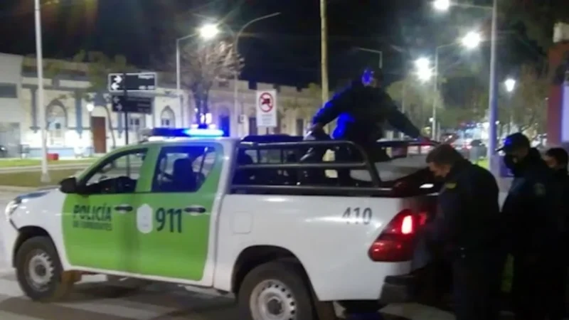 Operativo policial en Santa Rosa- hombre apuñalado